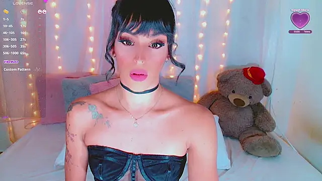 AlanaBekeer online show from 11/22/25, 06:29