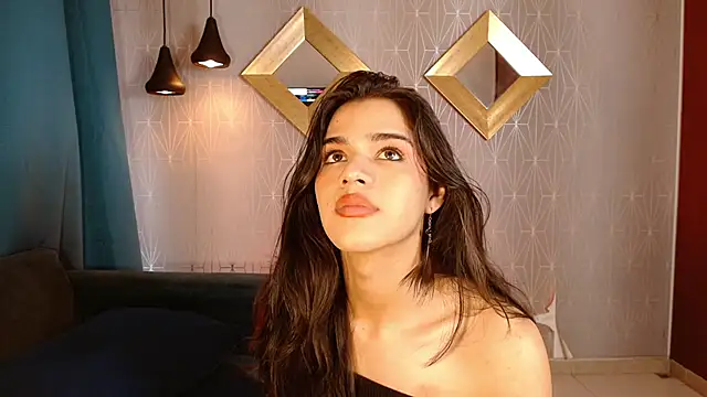 Snapshot of NoahCasstro chatting on 12/23/24, 08:14 NoahCasstro online show from 12/23/24, 08:14