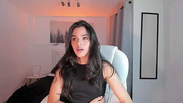 Snapshot of NoahCasstro chatting on 01/03/25, 10:40 NoahCasstro online show from 01/03/25, 10:40