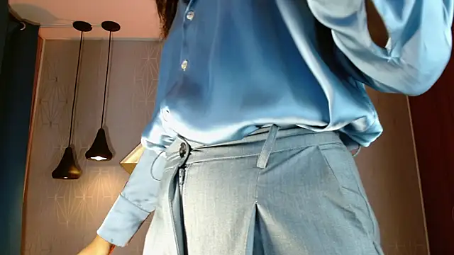 Snapshot of NoahCasstro chatting on 01/21/25, 10:41 NoahCasstro online show from 01/21/25, 10:41