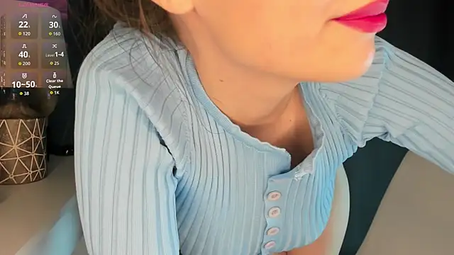 Kelly  bon online show from 09/22/25, 10:12