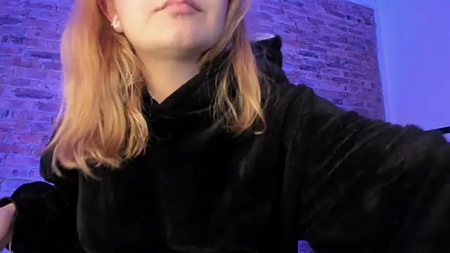 Snapshot of Sweet_Namii chatting on 01/23/25, 09:29 Sweet Namii online show from 01/23/25, 09:29