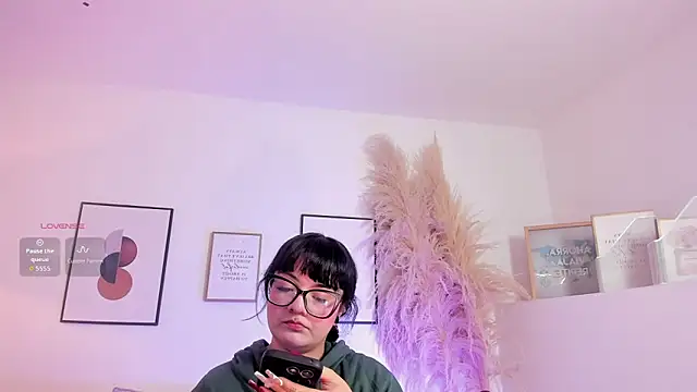 Sweet Namii online show from 02/11/26, 02:22