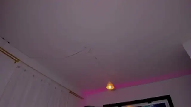 Scarlett 811 online show from 11/13/25, 07:57