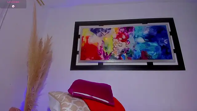 Scarlett 811 online show from 11/22/25, 10:36