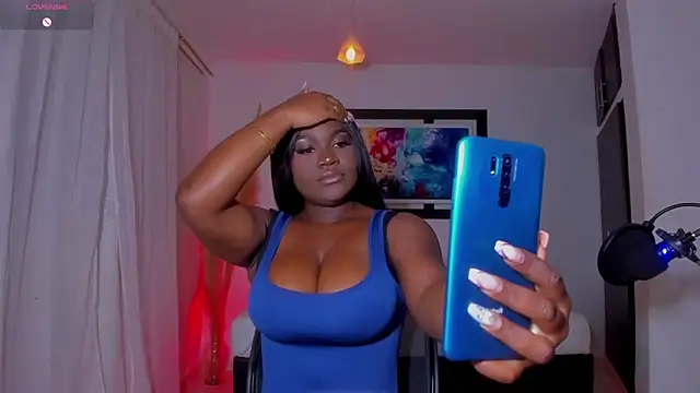 Scarlett 811 online show from 12/13/25, 08:04