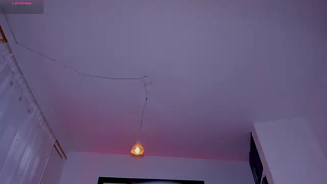 Scarlett 811 online show from 12/20/25, 07:26