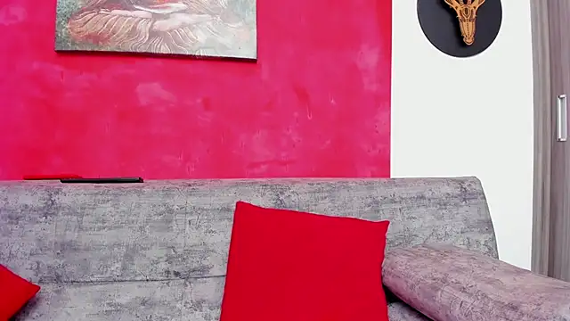 Snapshot of MikeEstevess chatting on 12/15/24, 06:48 MikeEstevess online show from 12/15/24, 06:48