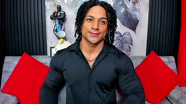 Snapshot of MikeEstevess chatting on 09/20/25, 02:12 MikeEstevess online show from 09/20/25, 02:12