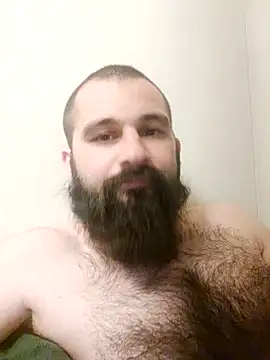 Snapshot of hungandnerdy420 chatting on 11/29/25, 04:10 hungandnerdy420 online show from 11/29/25, 04:10