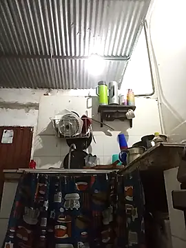 Snapshot of Andreita_95 chatting on 10/28/25, 09:57 Andreita 95 online show from 10/28/25, 09:57