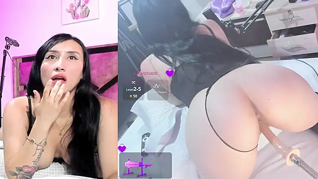 lili moonn online show from 10/22/25, 11:10