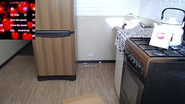 sweetpeash33 online show from 02/13/25, 08:17