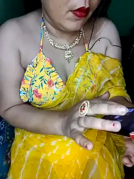 Snapshot of Pratibha_ji chatting on 01/09/25, 06:48 Pratibha ji online show from 01/09/25, 06:48