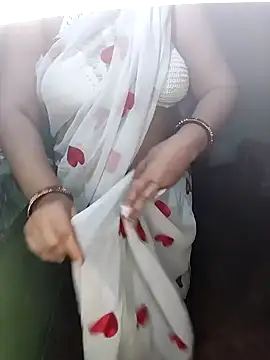 Snapshot of Pratibha_ji chatting on 01/19/25, 06:20 Pratibha ji online show from 01/19/25, 06:20