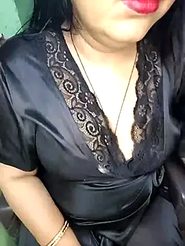 Snapshot of Pratibha_ji chatting on 03/06/25, 05:22 Pratibha ji online show from 03/06/25, 05:22