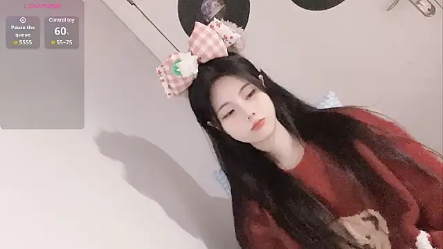 Qedgjwyz1 online show from 01/27/25, 11:11