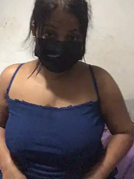 NOORA-GIRL online show from 01/14/25, 03:22