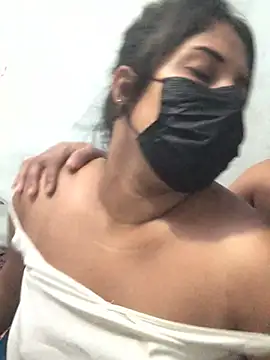 NOORA-GIRL online show from 02/04/25, 09:41