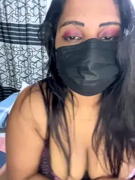 NOORA-GIRL online show from 12/16/25, 02:05