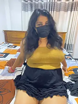 NOORA-GIRL online show from 02/24/26, 10:30