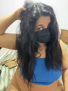 NOORA-GIRL online show from 06/18/26, 03:07