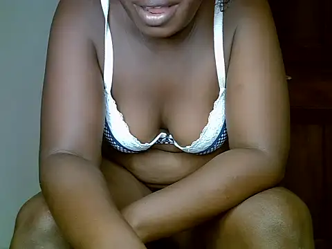 Snapshot of SWEETRENNE_ chatting on 03/23/25, 12:36 SWEETRENNE online show from 03/23/25, 12:36