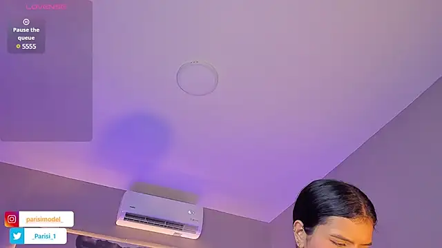 Snapshot of _PARISI_ chatting on 02/11/25, 06:33 PARISI online show from 02/11/25, 06:33