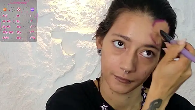 Snapshot of zorravioletta1 chatting on 01/06/26, 12:20 zorravioletta1 online show from 01/06/26, 12:20