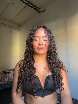 Snapshot of Marie_Rose chatting on 09/08/25, 07:24 Marie Rose online show from 09/08/25, 07:24