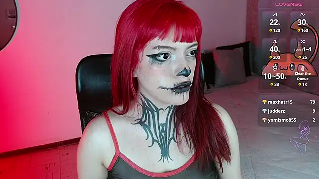 Snapshot of LilithMadness chatting on 12/27/24, 03:31 LilithMadness online show from 12/27/24, 03:31