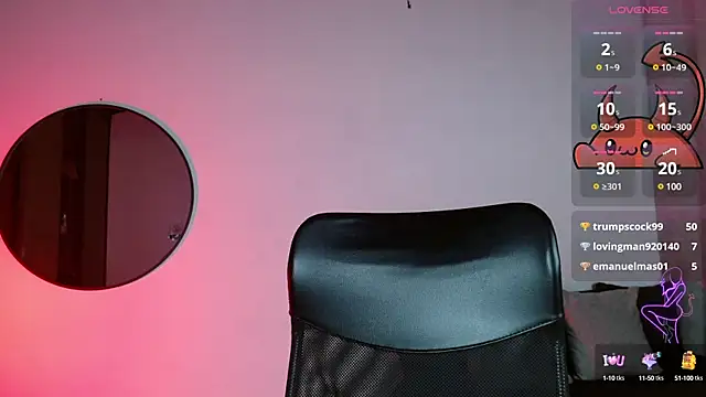 Snapshot of LilithMadness chatting on 01/14/25, 10:06 LilithMadness online show from 01/14/25, 10:06