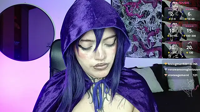 Snapshot of LilithMadness chatting on 01/18/25, 09:13 LilithMadness online show from 01/18/25, 09:13