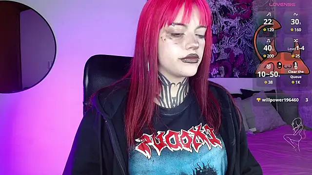 Snapshot of LilithMadness chatting on 01/23/25, 03:37 LilithMadness online show from 01/23/25, 03:37