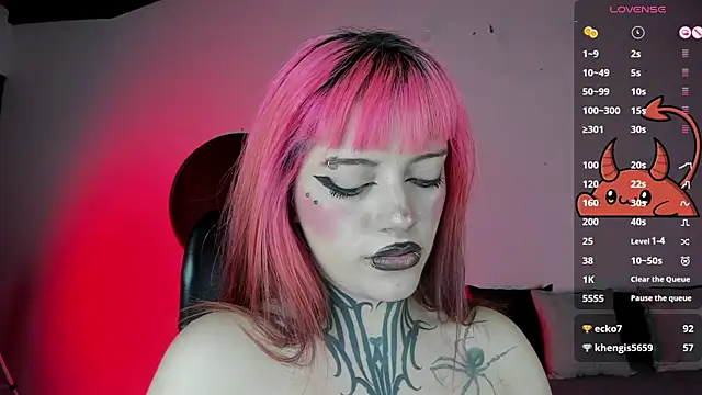 Snapshot of LilithMadness chatting on 03/09/25, 06:39 LilithMadness online show from 03/09/25, 06:39