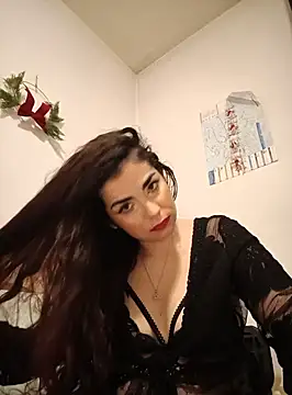 Saturnia Yvonne online show from 02/07/25, 11:24