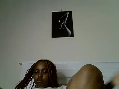 Snapshot of _nightnurse chatting on 12/02/24, 05:26  nightnurse online show from 12/02/24, 05:26