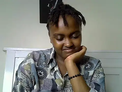 Snapshot of _nightnurse chatting on 12/18/24, 10:46  nightnurse online show from 12/18/24, 10:46