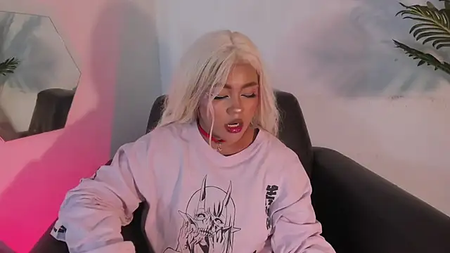 cherry chel online show from 01/30/25, 04:16