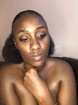 Snapshot of Lola_kims chatting on 01/18/25, 02:36 Lola kims online show from 01/18/25, 02:36