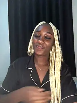 Snapshot of Lola_kims chatting on 02/14/25, 01:08 Lola kims online show from 02/14/25, 01:08