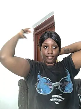 Snapshot of Lola_kims chatting on 03/25/26, 11:27 Lola kims online show from 03/25/26, 11:27