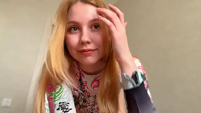 HoneyAudrey online show from 04/23/26, 02:35