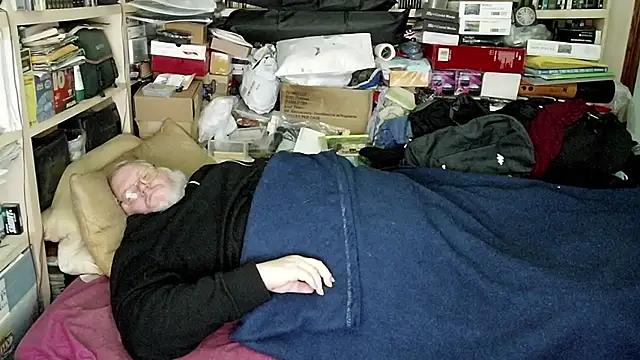 hadeszeuss2 online show from 12/20/24, 08:12