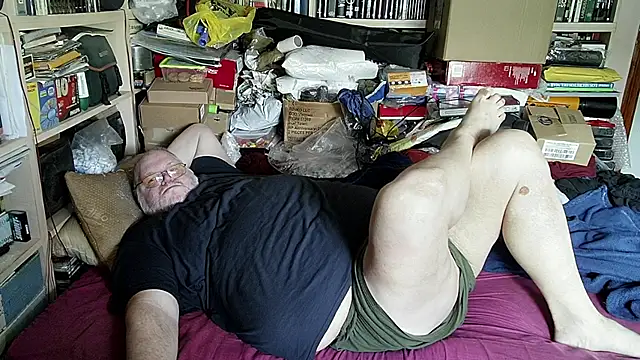 hadeszeuss2 online show from 02/28/25, 02:42