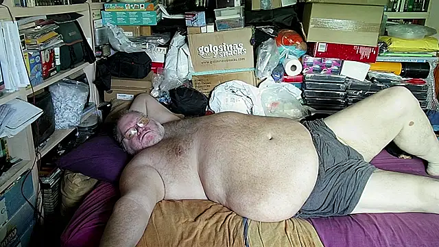 hadeszeuss2 online show from 10/14/25, 02:07