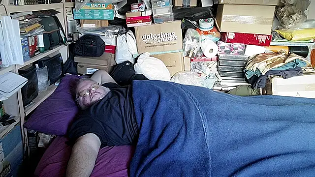 hadeszeuss2 online show from 11/29/25, 03:37