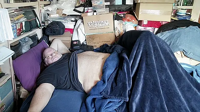 hadeszeuss2 online show from 02/13/26, 02:35