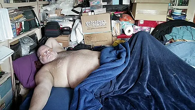 hadeszeuss2 online show from 02/15/26, 03:42