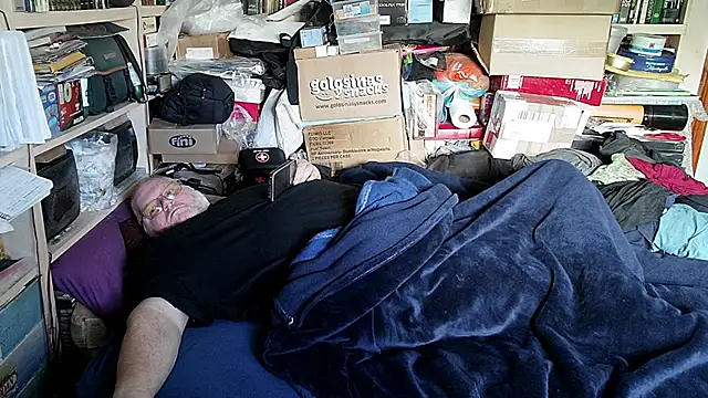 hadeszeuss2 online show from 03/15/26, 02:34